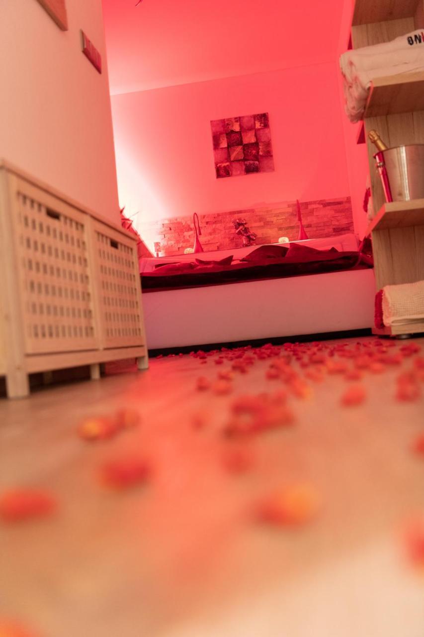 Romanticky Wellness Suite Hotel Heinz Добржиш Экстерьер фото