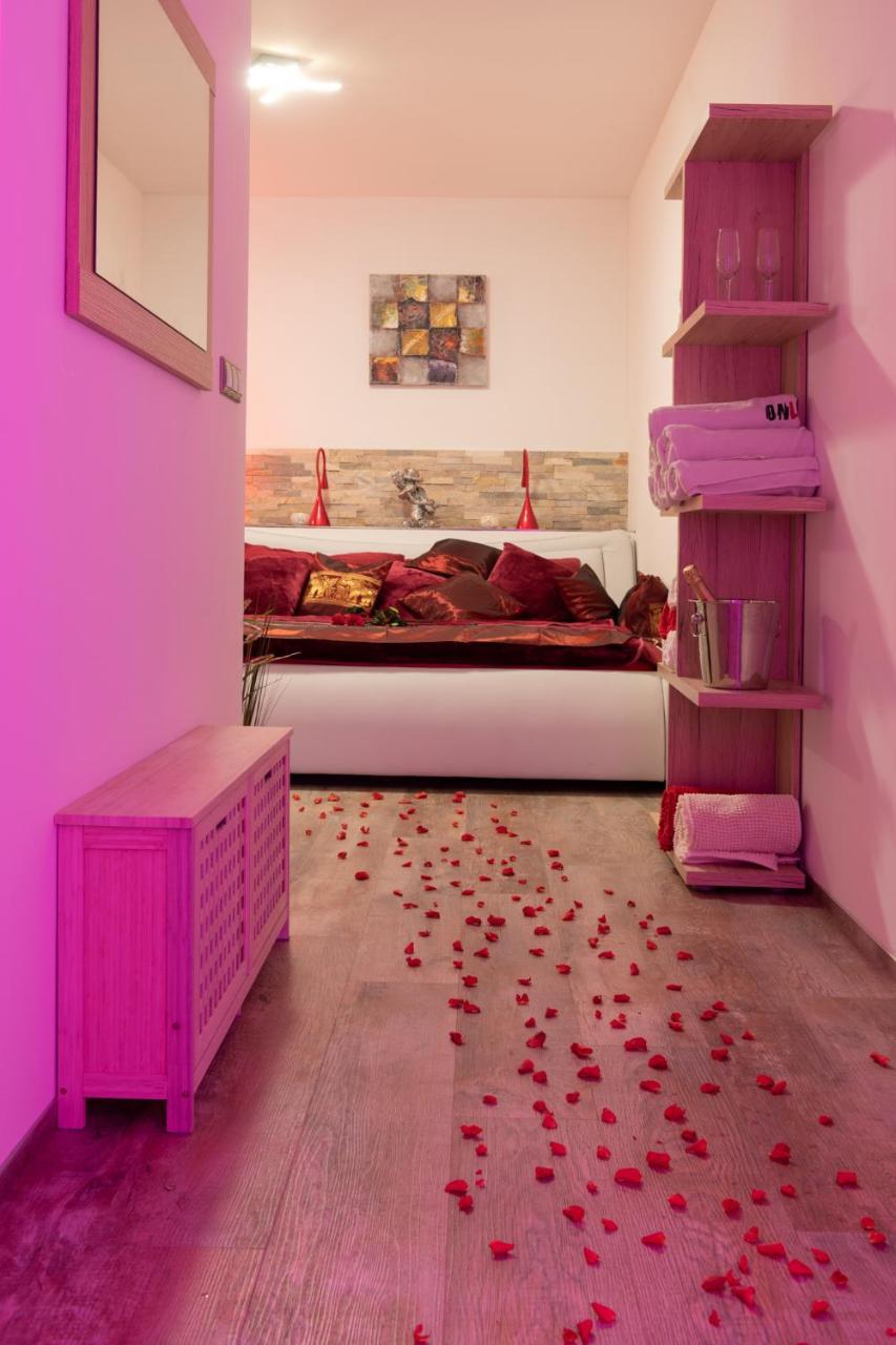 Romanticky Wellness Suite Hotel Heinz Добржиш Экстерьер фото